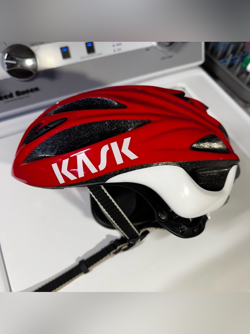 KASK Rapido Cycling Helmet -
sz 59-62cm (7 3/8 - 7 5/8) - Picture 2 of 4